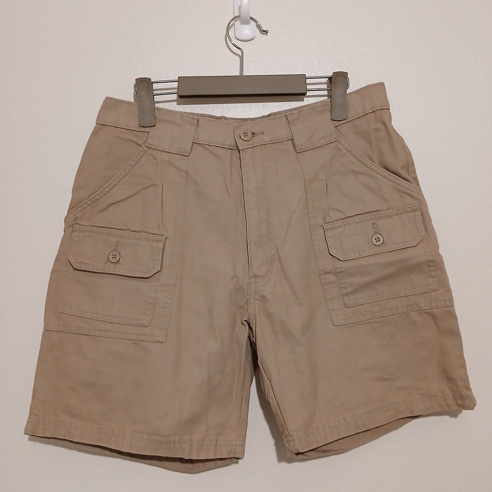 Magellan Sportswear Mens Khaki Cargo Shorts Size 34 Cotton Tan Hiking Fishing
